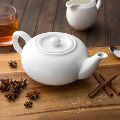 White Teapots with Lids