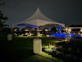 20x20 High Peak Commercial Frame Tent (4 Legs) (400 sq ft)