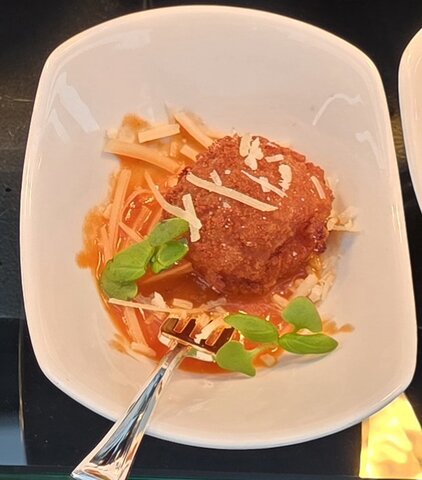 Nona's Italian Meatballs