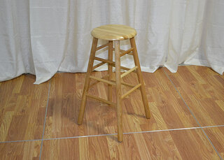 Bar stool