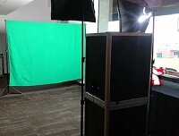 Event Photo Booth with Green Screen 4 hr Package
C/W 2 attendants, Prints & electronic file of photos.
