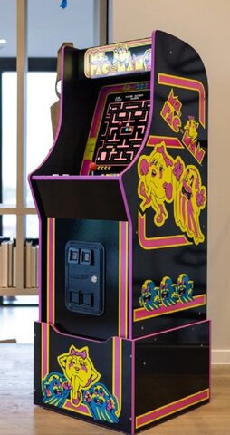 ms-pacman-arcade game-vavava