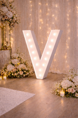 3ft Marquee Letter V