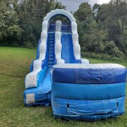 20’ Blue & White Waterslide