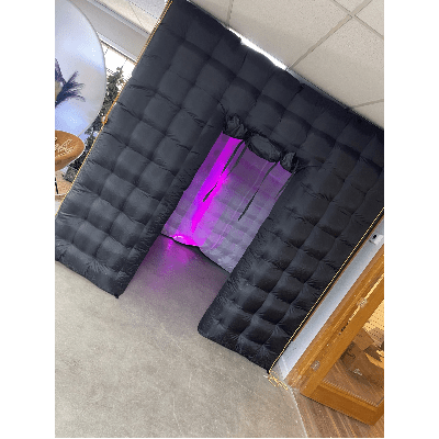 INFLATABLE PHOTO BOOTH