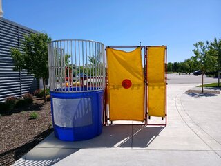 (C) Trailer Dunk Tank