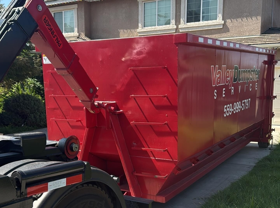 30 yard construction dumpster at new build site in Fresno CA