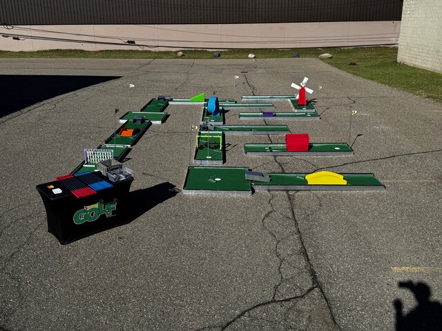 9 Hole LED Mini Golf with Giant Obstacles