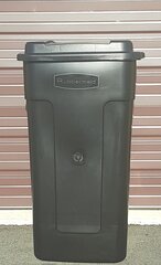 50-gallon Trash can with lid