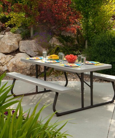 LIFETIME PICNIC TABLE (6FT FOLDING)