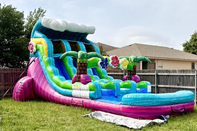 luau double waterslide