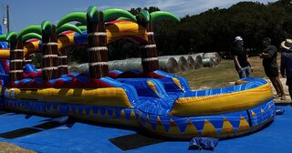 SLIP N SLIDE DOUBLE LANE WITH POOL