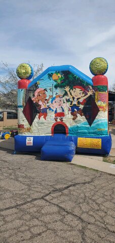 13' X 13' PIRATE BOUNCE HOUSE