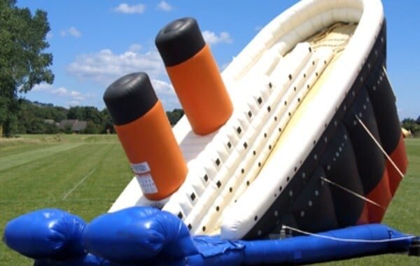 40 FT TITANIC SLIDE