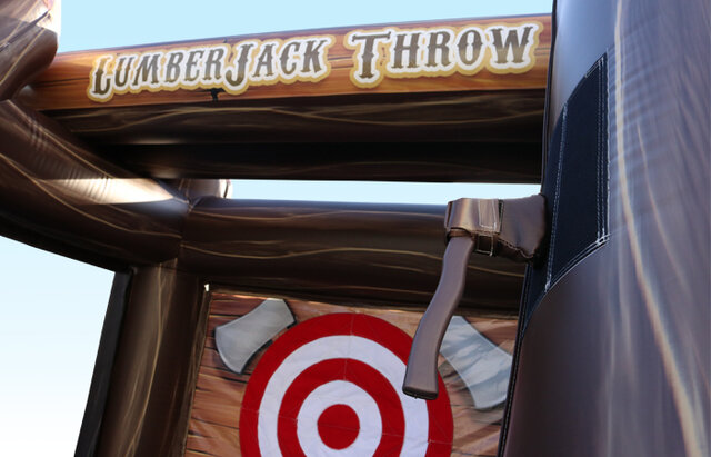 LumberJack Throw inflatable game