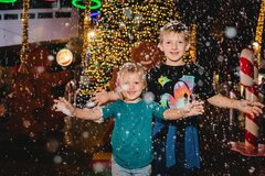 Artificial Snow Machine Rental 