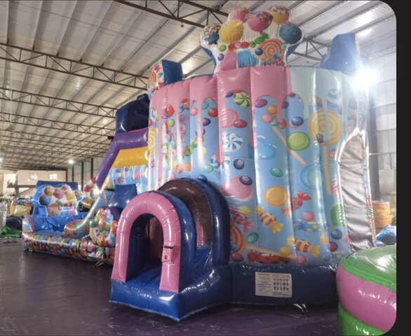 Candy bounce house with slide 