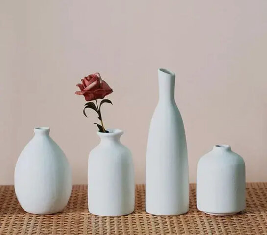 SET OF 4  CERAMIC VASEA