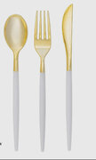 CHIC CLASSIC CLEAR & GOLD PLASTIC CULTURY SET 32 pieces