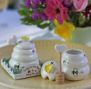 Sweet as can Bee  Honey Pot with Wooden dipper 